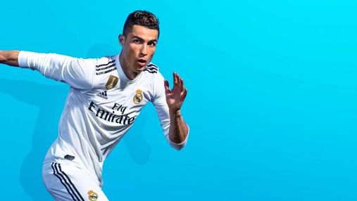 FIFA 19: Криштиану Роналду получил первый в мире экземпляр игры