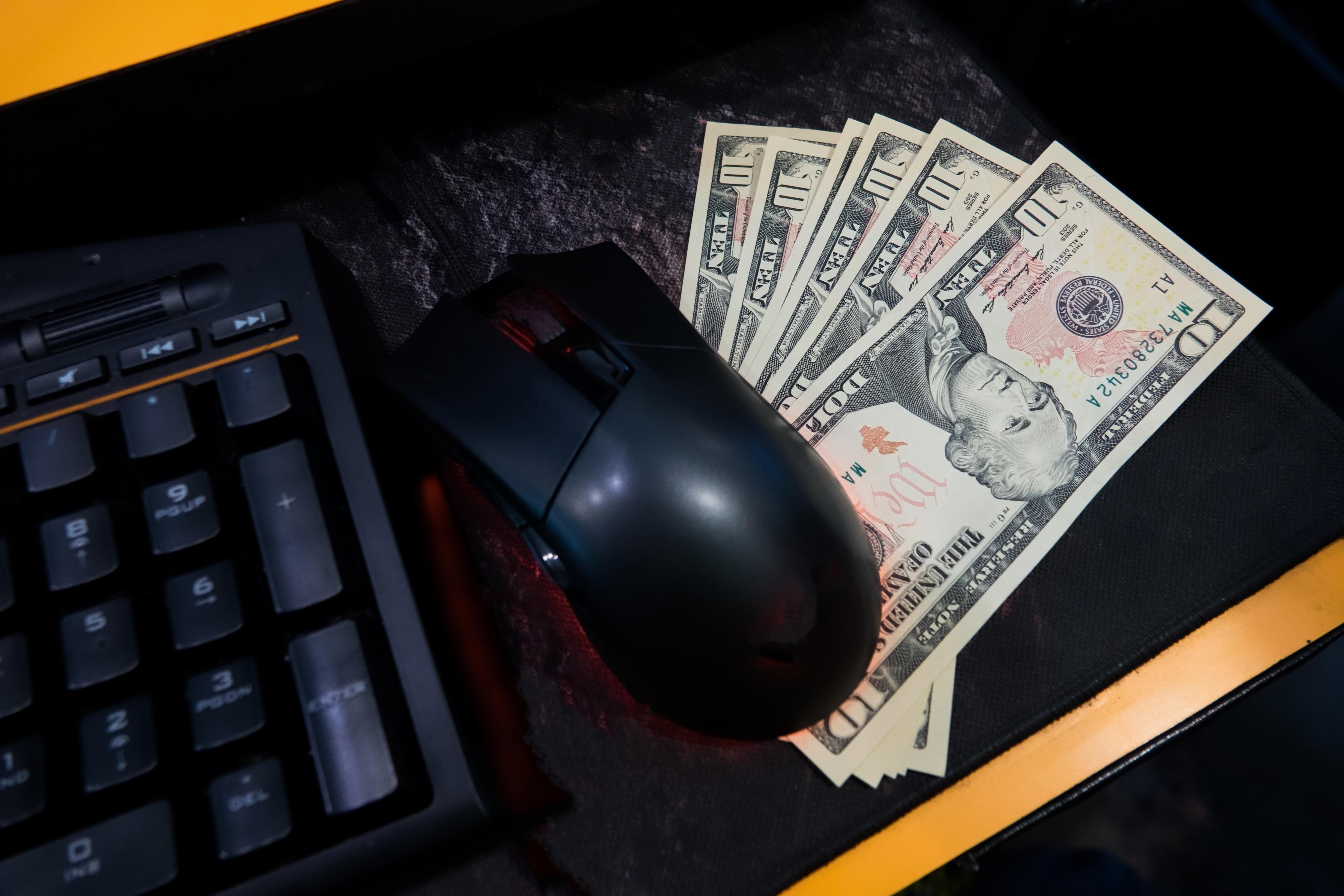 Звідки беруться гроші в кіберспорті Звідки беруться гроші в кіберспорті