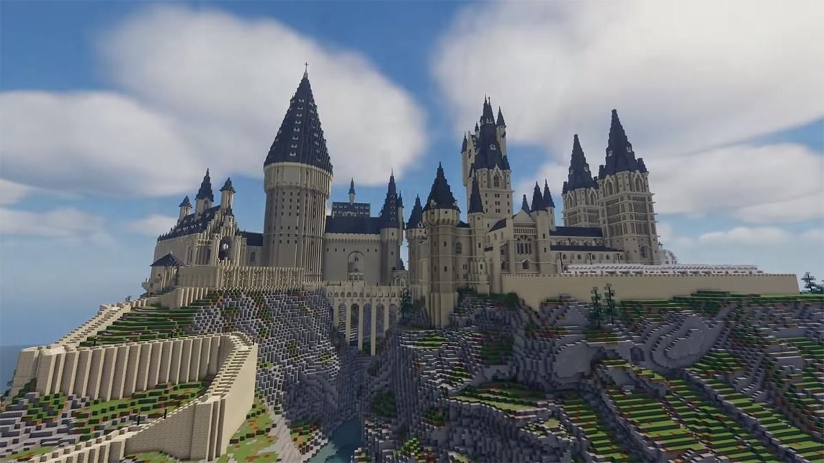 Хогвартс очень подробно воссоздают в видеоигре Minecraft – видео