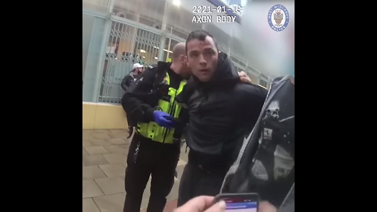 Фанат Call of Duty: полиция поймала преступника, который вышел по игру Фанат Call of Duty: полиция поймала преступника, который вышел по игру