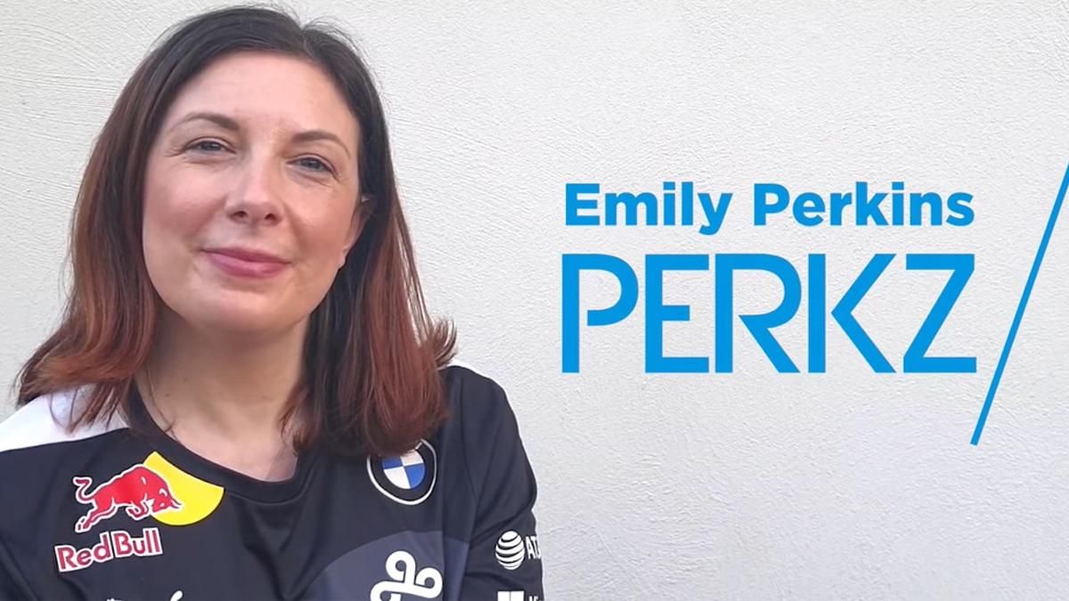 Cloud9 підписали офіційний контракт з 39–річною британською вчителькою Cloud9 підписали офіційний контракт з 39–річною британською вчителькою