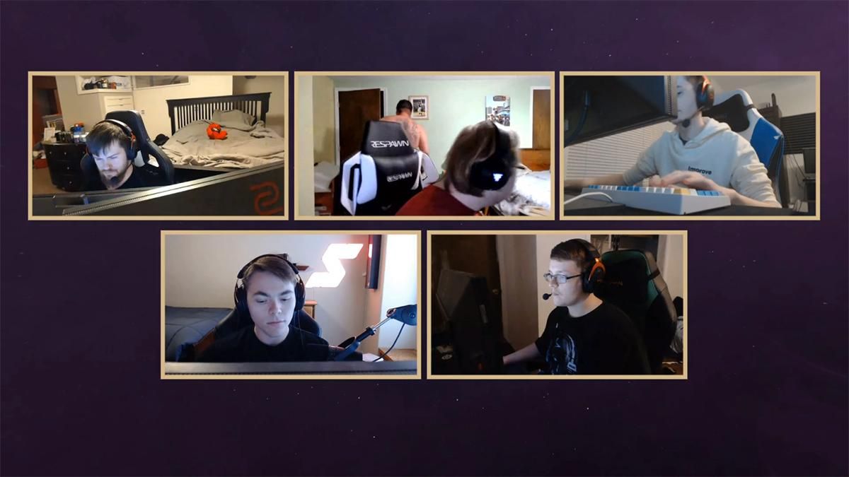 Полуобнаженный отец игрока в CS:GO заглянул на официальную трансляцию Полуобнаженный отец игрока в CS:GO заглянул на официальную трансляцию