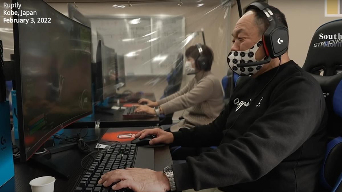 Японские пенсионеры учатся играть в видеоигры, чтобы побороть одиночество: уникальная история - Игры - Games Японские пенсионеры учатся играть в видеоигры, чтобы побороть одиночество: уникальная история - Игры - Games