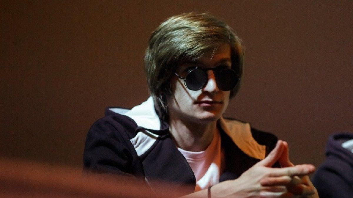 Россиянин нарисовал Z во время стрима Dota 2 - кадр Россиянин нарисовал Z во время стрима Dota 2 - кадр