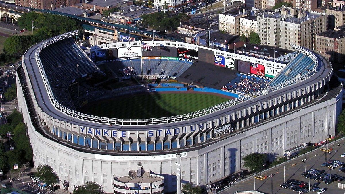 Геймер создал невероятный бейсбольный стадион в Minecraft Геймер создал невероятный бейсбольный стадион в Minecraft