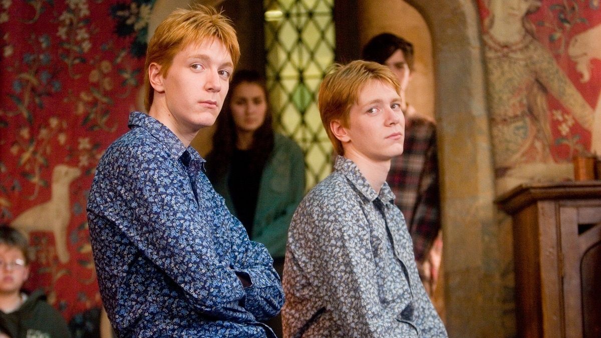 Hogwarts Legacy - у грі знайшли пахалку на Фреда й Джорджа Візлі Hogwarts Legacy - у грі знайшли пахалку на Фреда й Джорджа Візлі