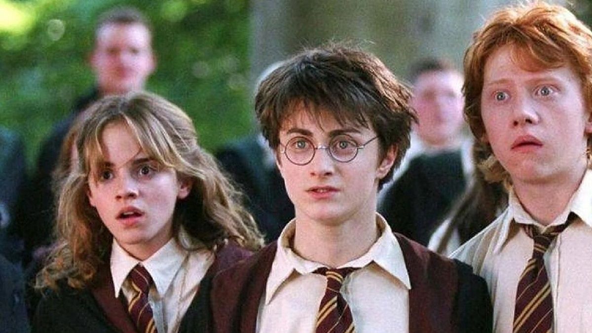 Поклонник объединил сцену из фильма о Гарри Поттере с моментом Hogwarts Legacy