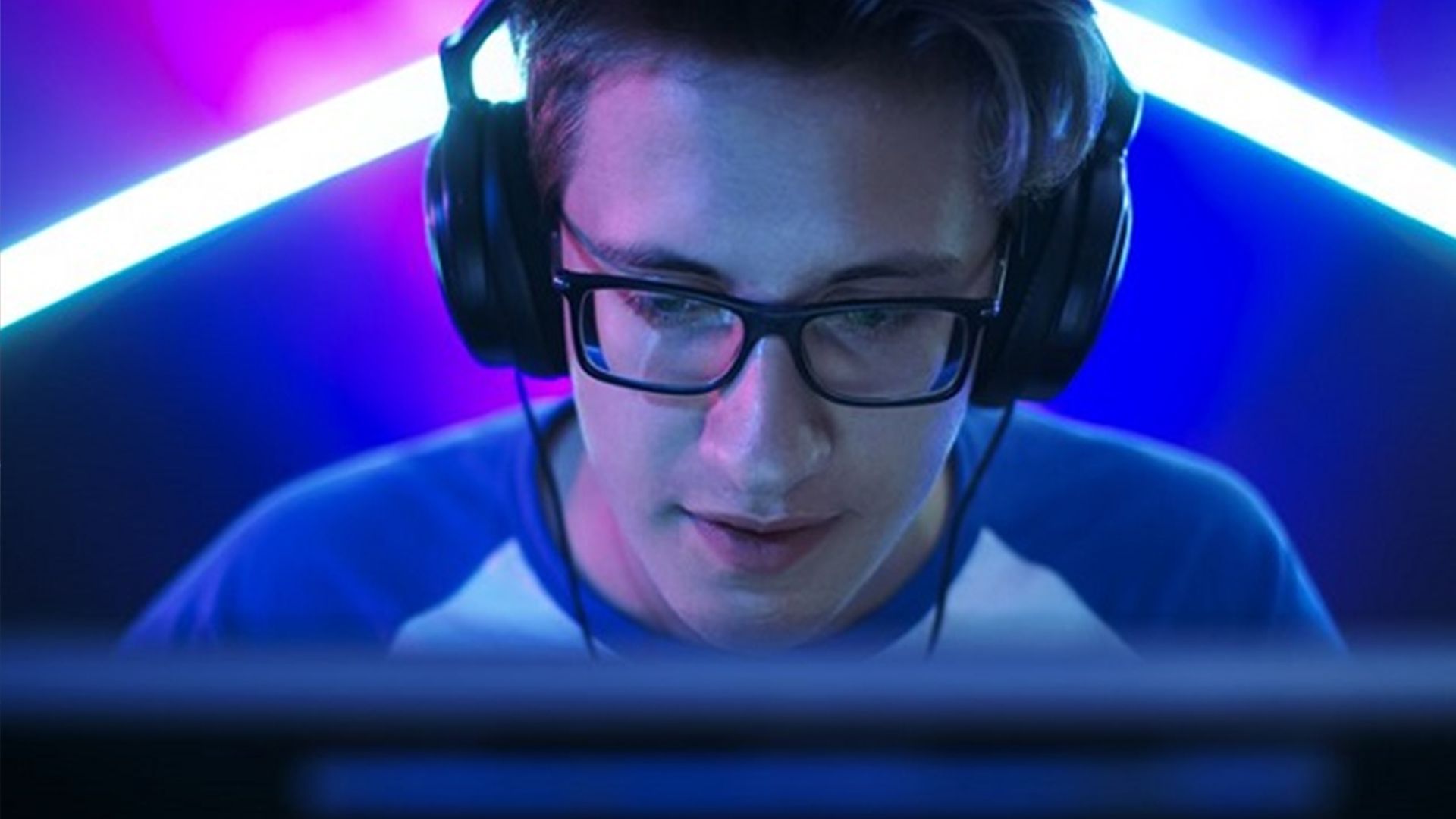 Що означає FPS та до чого тут відеоігри Що означає FPS та до чого тут відеоігри