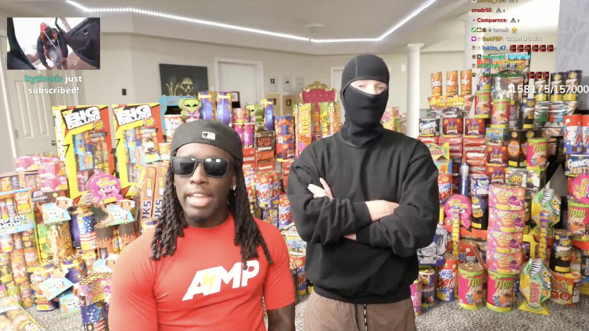 Стрим Кая Центата завершился фейерверками в комнате – смешное видео Стрим Кая Центата завершился фейерверками в комнате – смешное видео