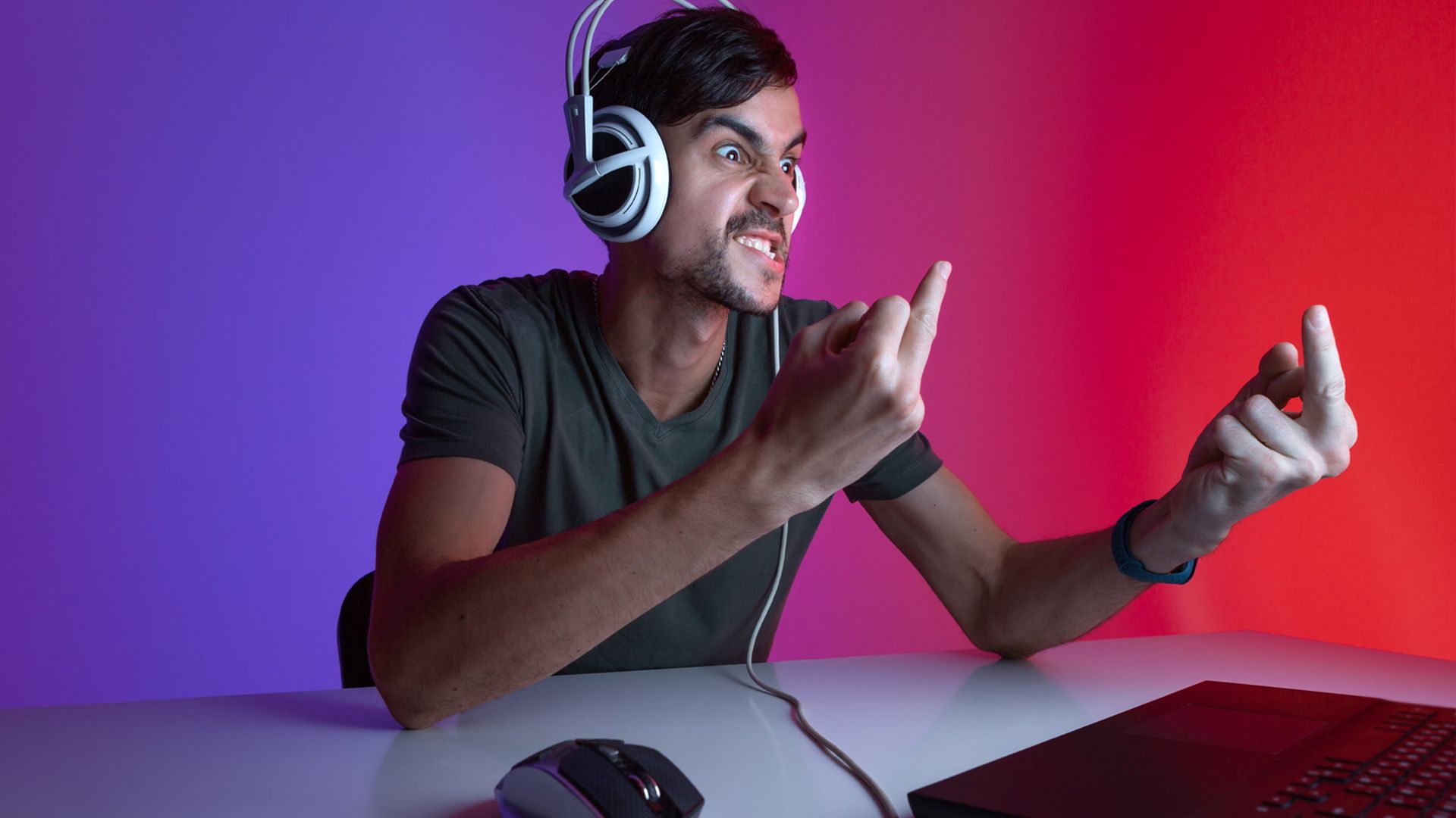 Что означает игровой термин рейджквит Что означает игровой термин рейджквит