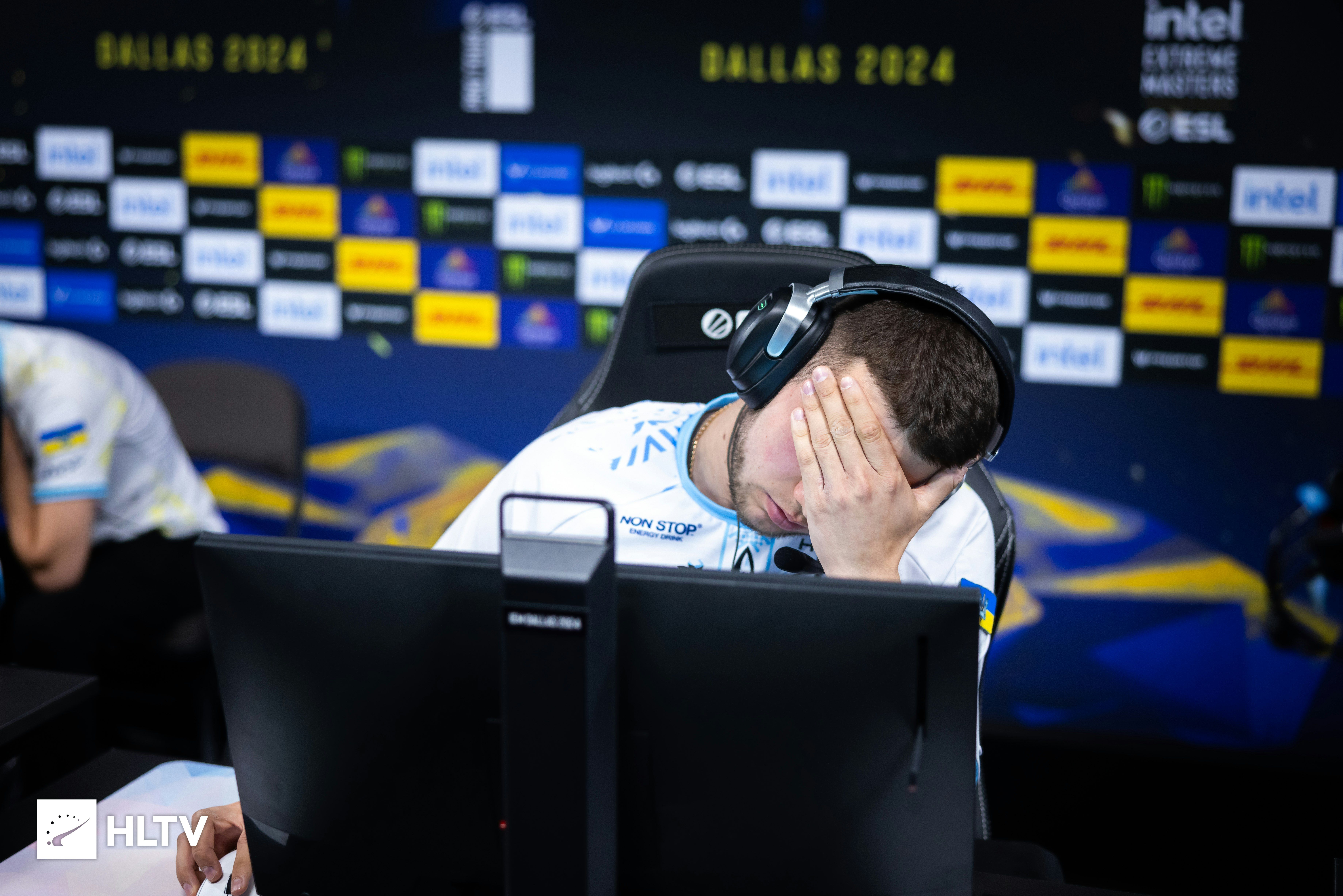 Monte покинув kRaSnaL – з оригінального складу залишився лише DemQQ Monte покинув kRaSnaL – з оригінального складу залишився лише DemQQ