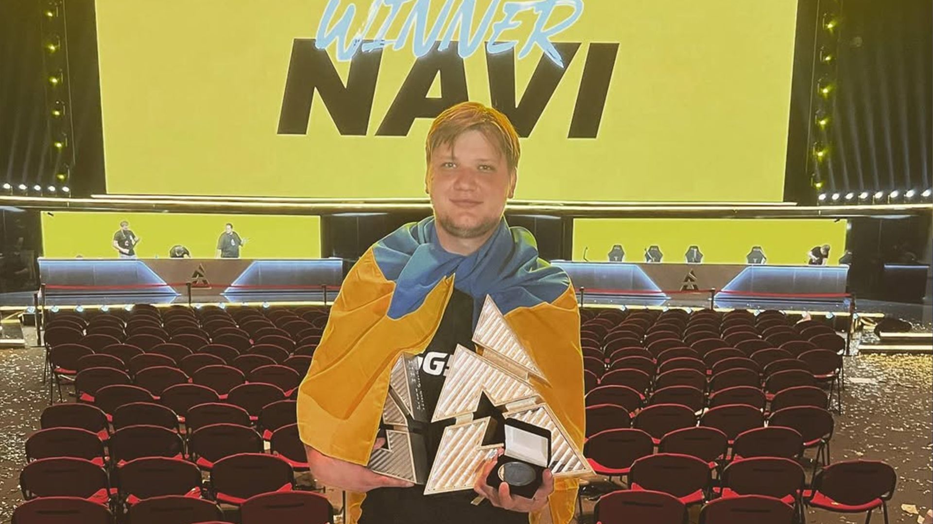 s1mple пішов з NAVI s1mple пішов з NAVI