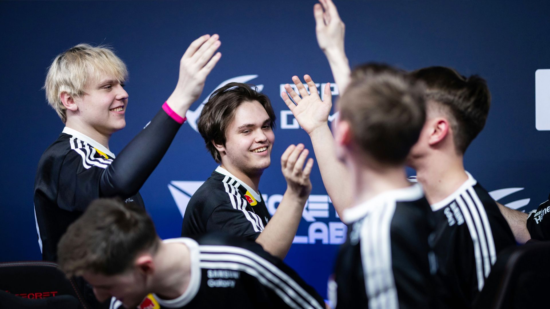 PGL Bucharest 2026 можуть виграти колишні гравці NAVI